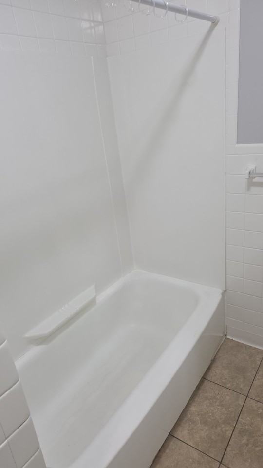 40 Whitewood Rd #26 - Photo 5 of 8