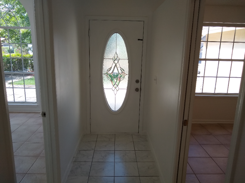 8528 Echoridge Ct - Photo 4 of 10