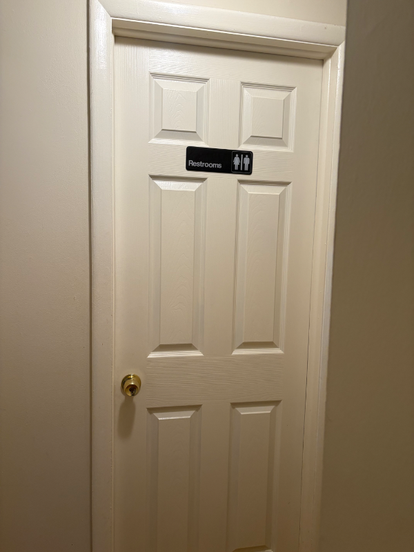 105 Robert Dr - Photo 4 of 26