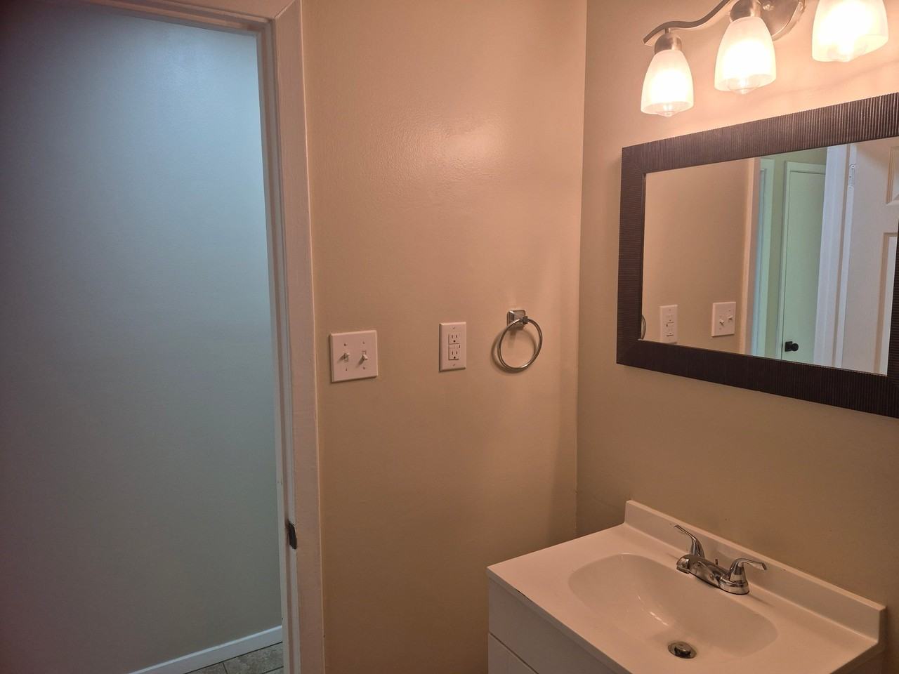 5629 Queen Mary Ln - Photo 6 of 14