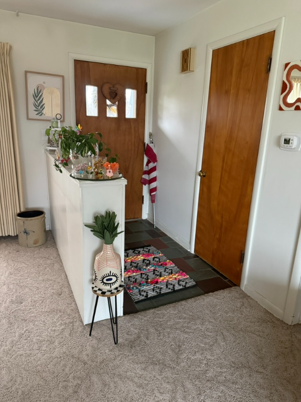 1004 Glen Rd - Photo 4 of 19
