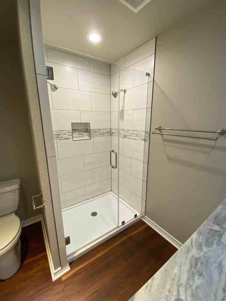 2118 Burnet St - Photo 4 of 28