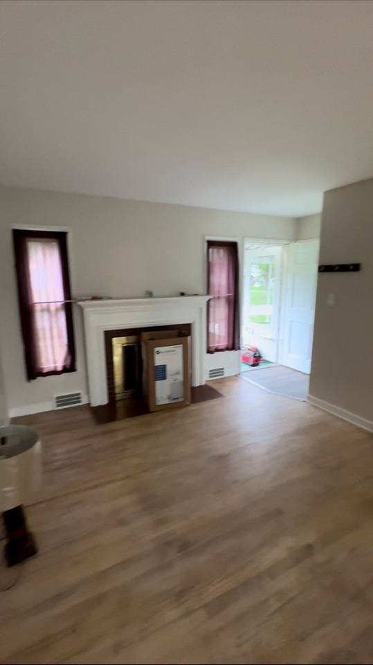 806 Barney Ave - Photo 5 of 6