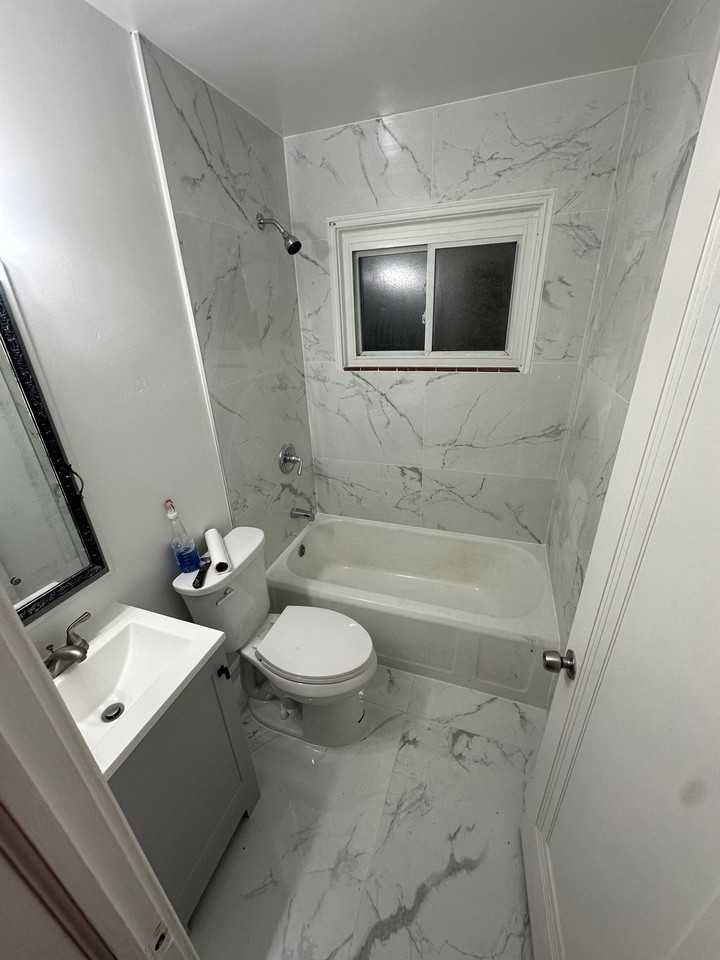 806 Barney Ave - Photo 6 of 6