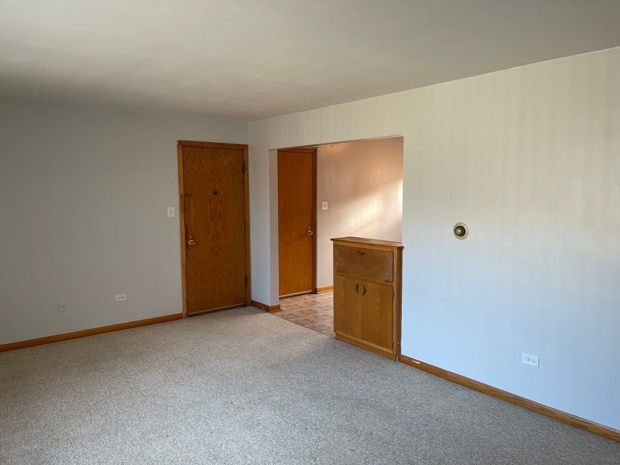 3103 Harlem Ave #3F - Photo 3 of 6