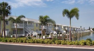 4984 Beach Dr Se #B - Photo 1 of 1