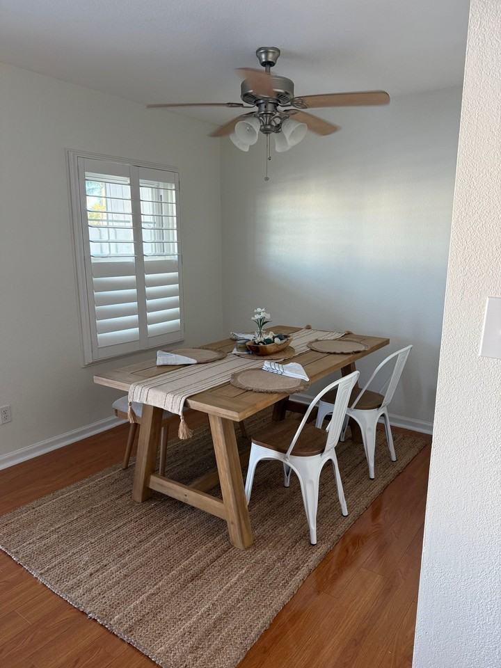 4984 Beach Dr Se #B - Photo 5 of 12