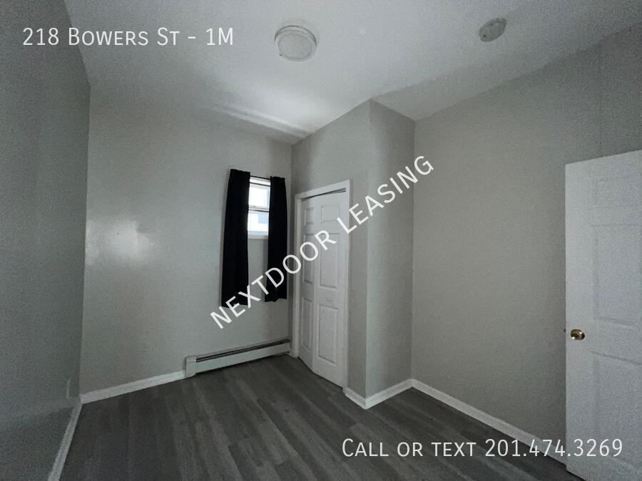218 Bowers St #1M - Photo 7 of 10