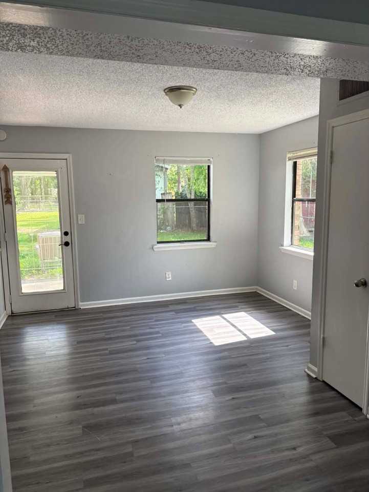1205 Bethune Dr #A - Photo 6 of 18