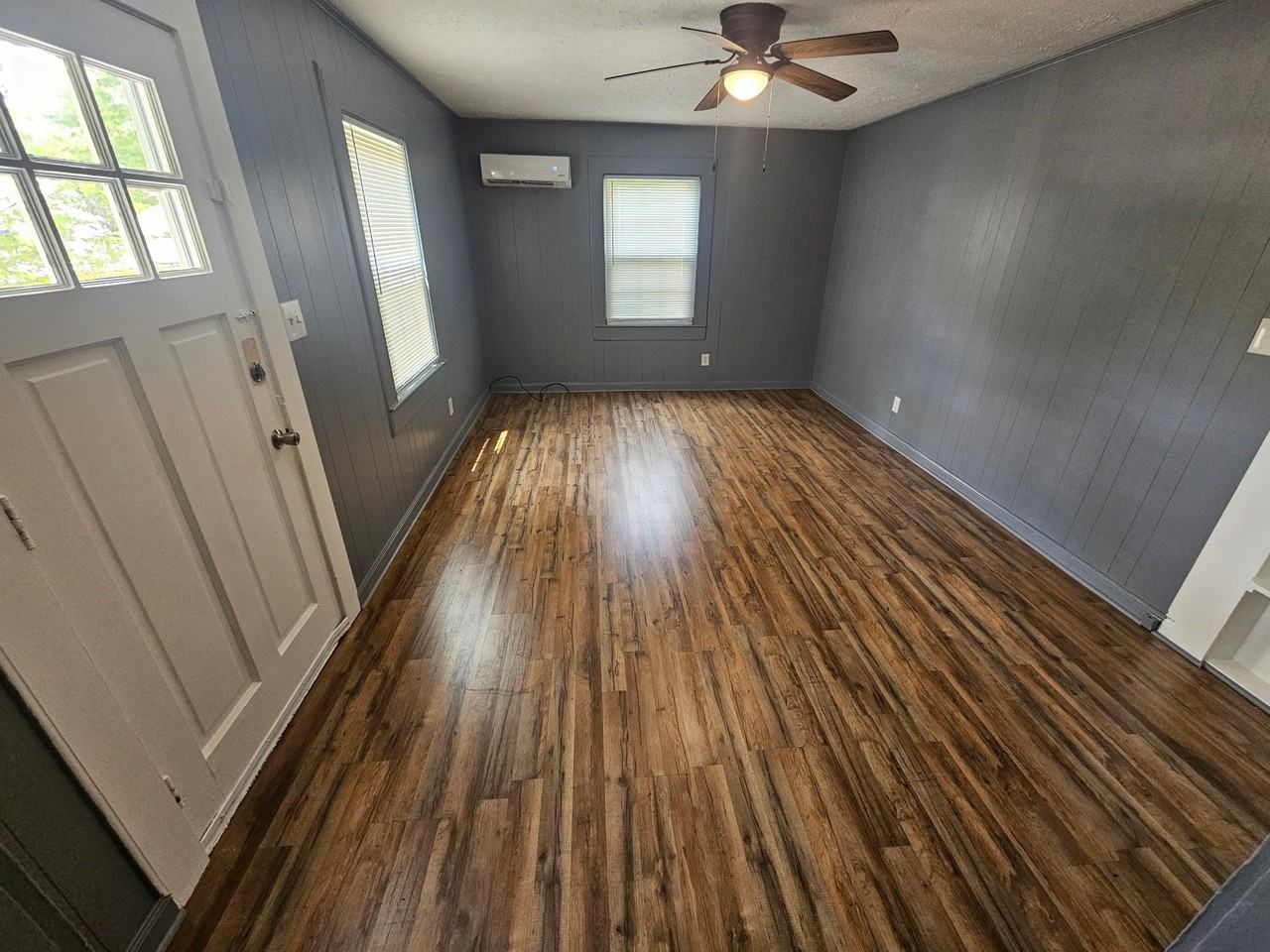 507 Seymour St - Photo 5 of 12