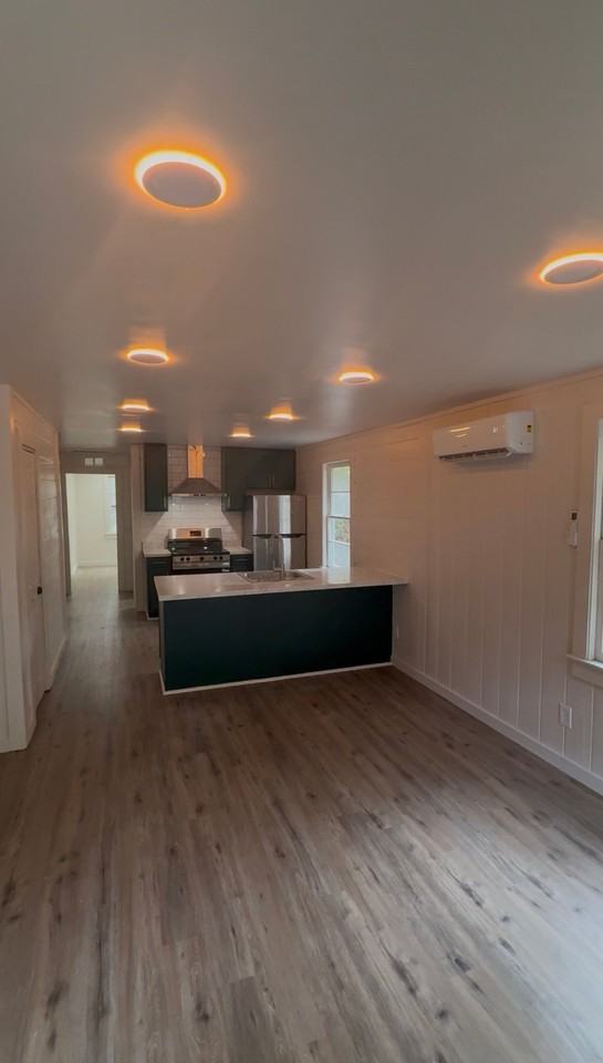 113 Randolph St #1 - Photo 2 of 8