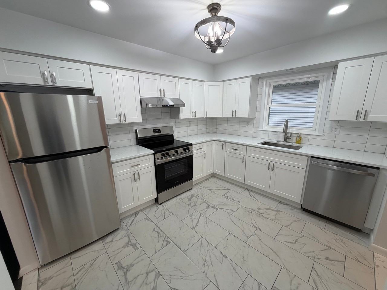 146 North Ave #1 - Photo 3 of 15