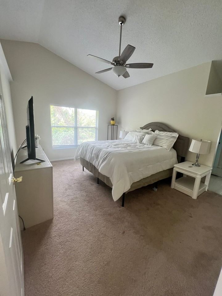 810 Harrington Lake Dr N - Photo 7 of 13