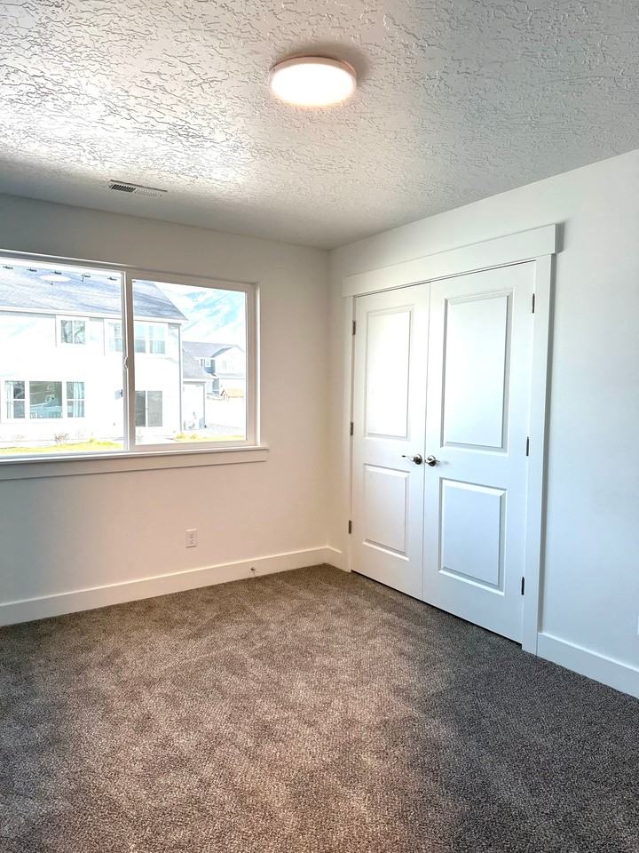 718 N Aly - Photo 5 of 13