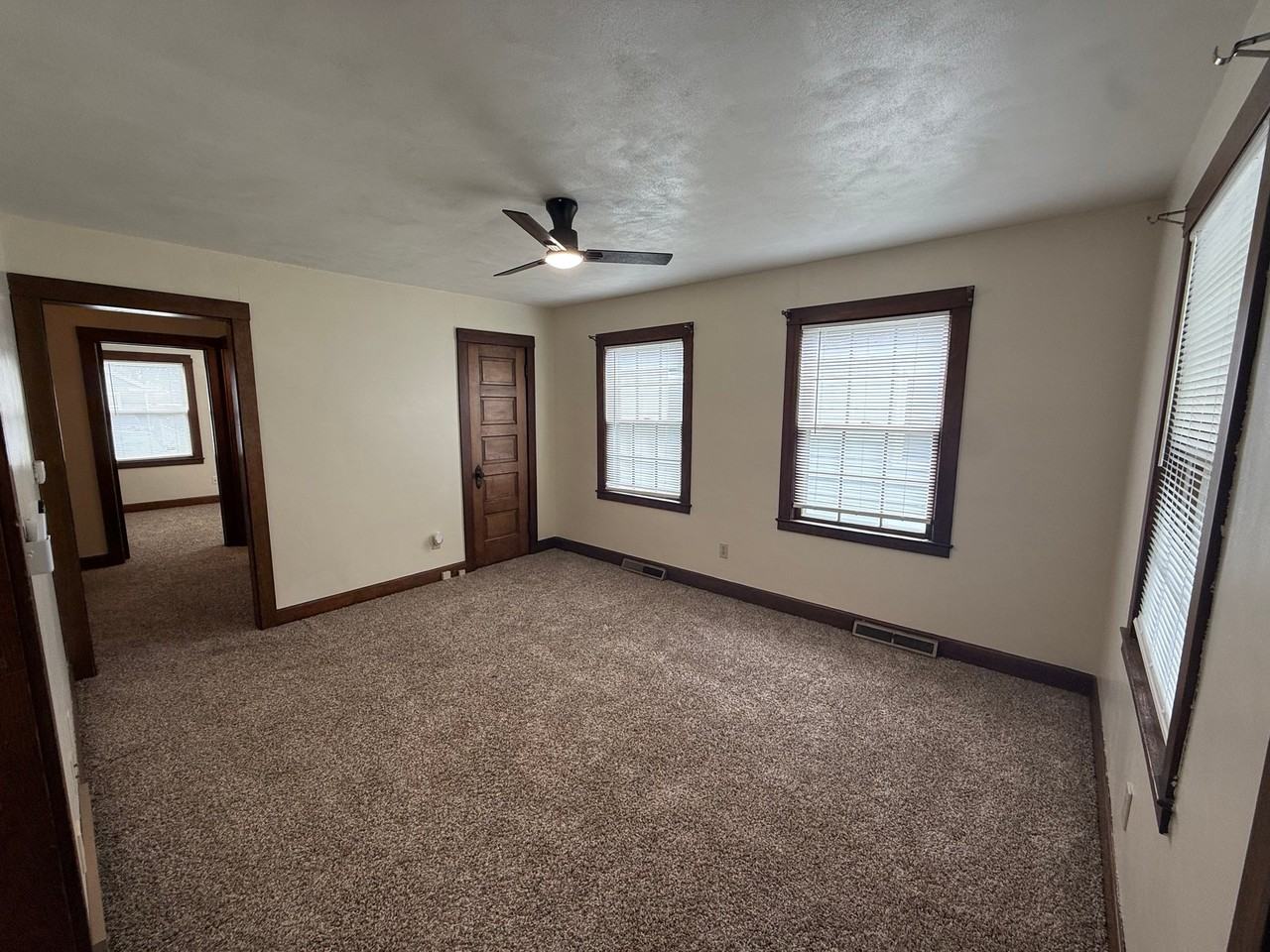 1908 24th St - Photo 3 of 15