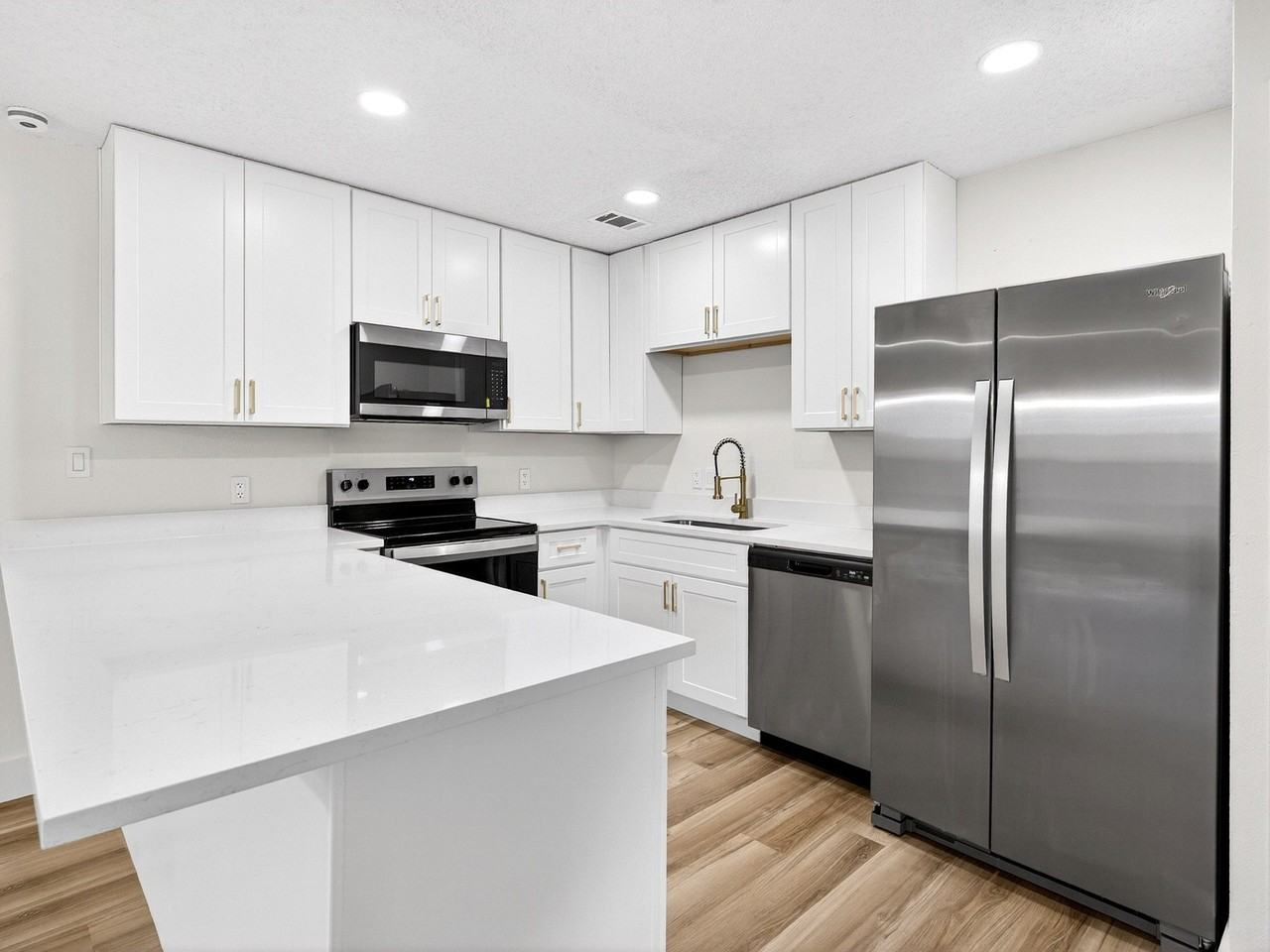 501 Mccurdy St - Photo 3 of 18