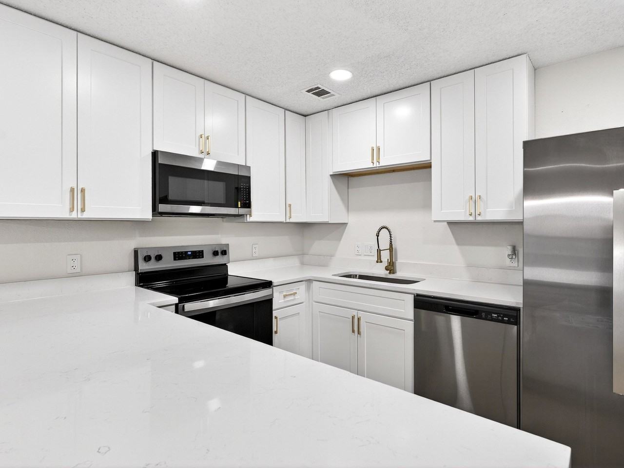 501 Mccurdy St - Photo 6 of 18