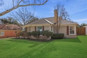 featured image of 3601 Rogers Ave