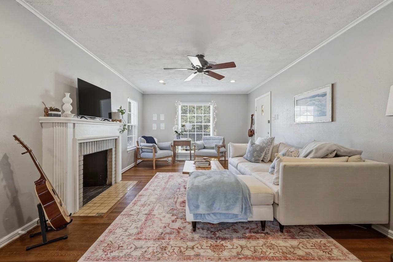 3601 Rogers Ave - Photo 4 of 20