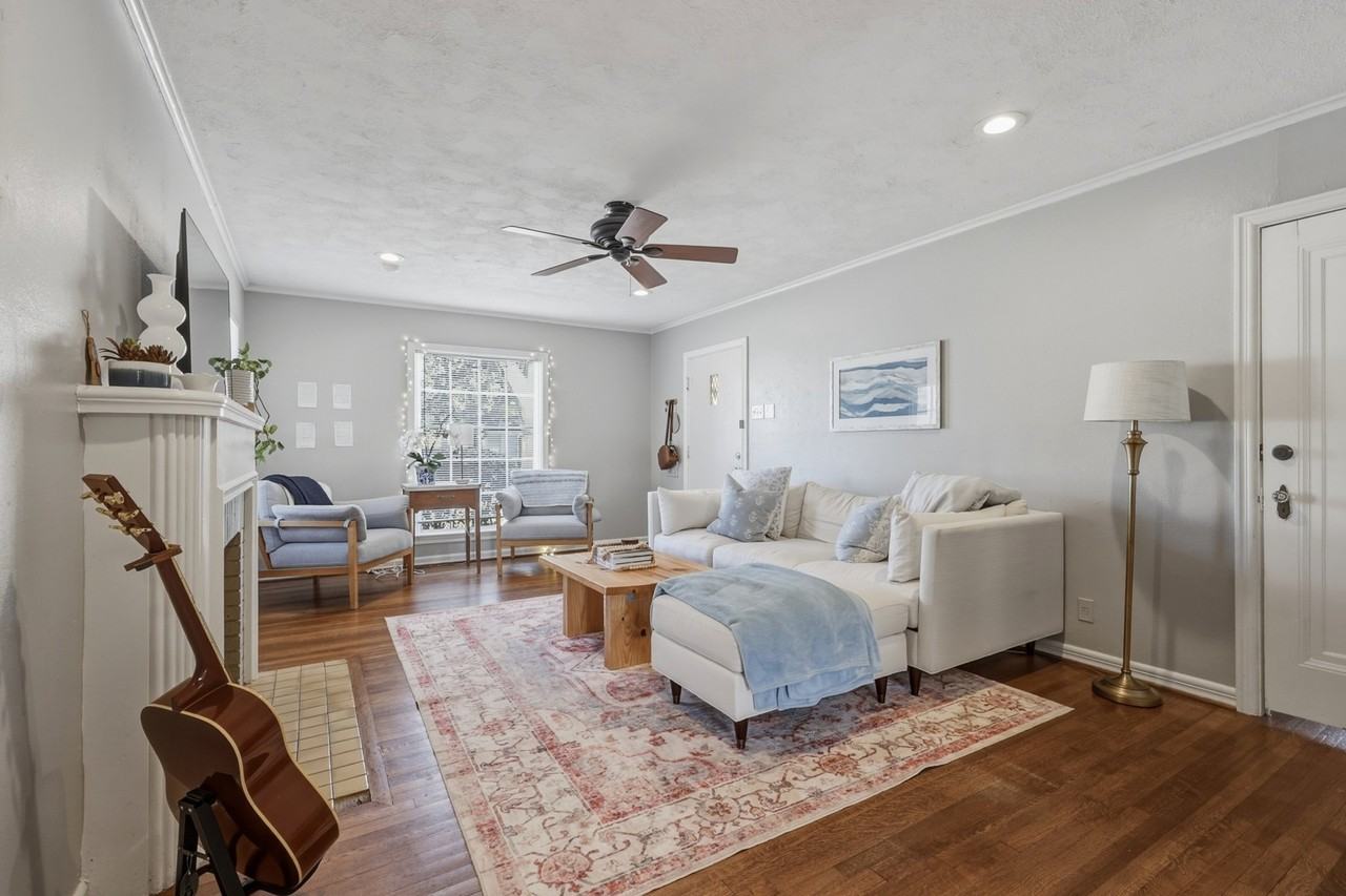 3601 Rogers Ave - Photo 5 of 20