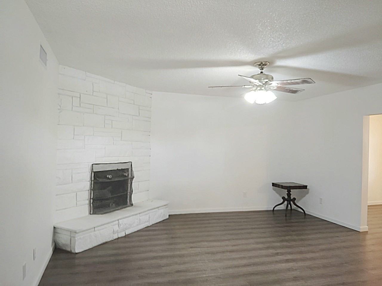 370 E Virginia St - Photo 7 of 17