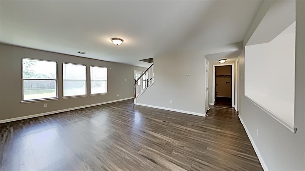 15406 Lynford Crest Dr - Photo 5 of 17