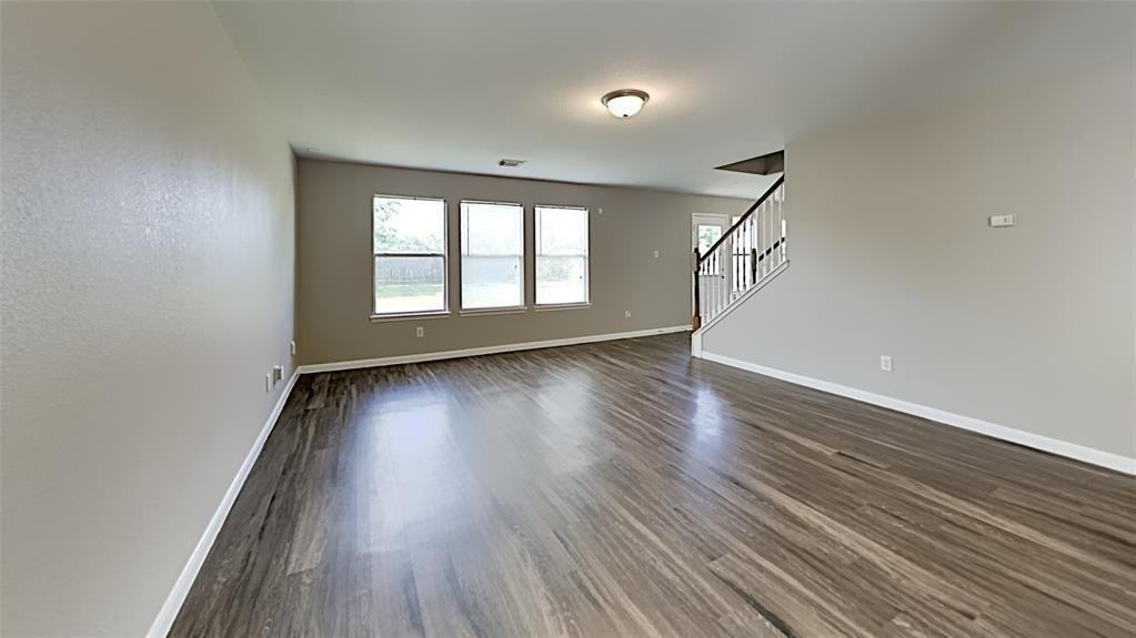 15406 Lynford Crest Dr - Photo 6 of 17