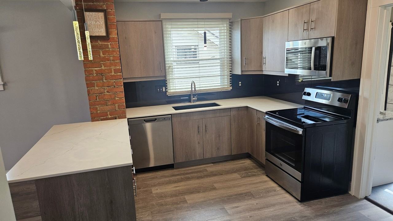5220 W 52nd St #UP - Photo 2 of 15