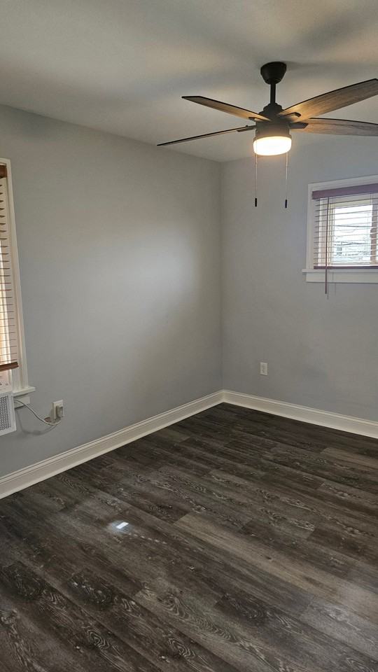 5220 W 52nd St #UP - Photo 5 of 15