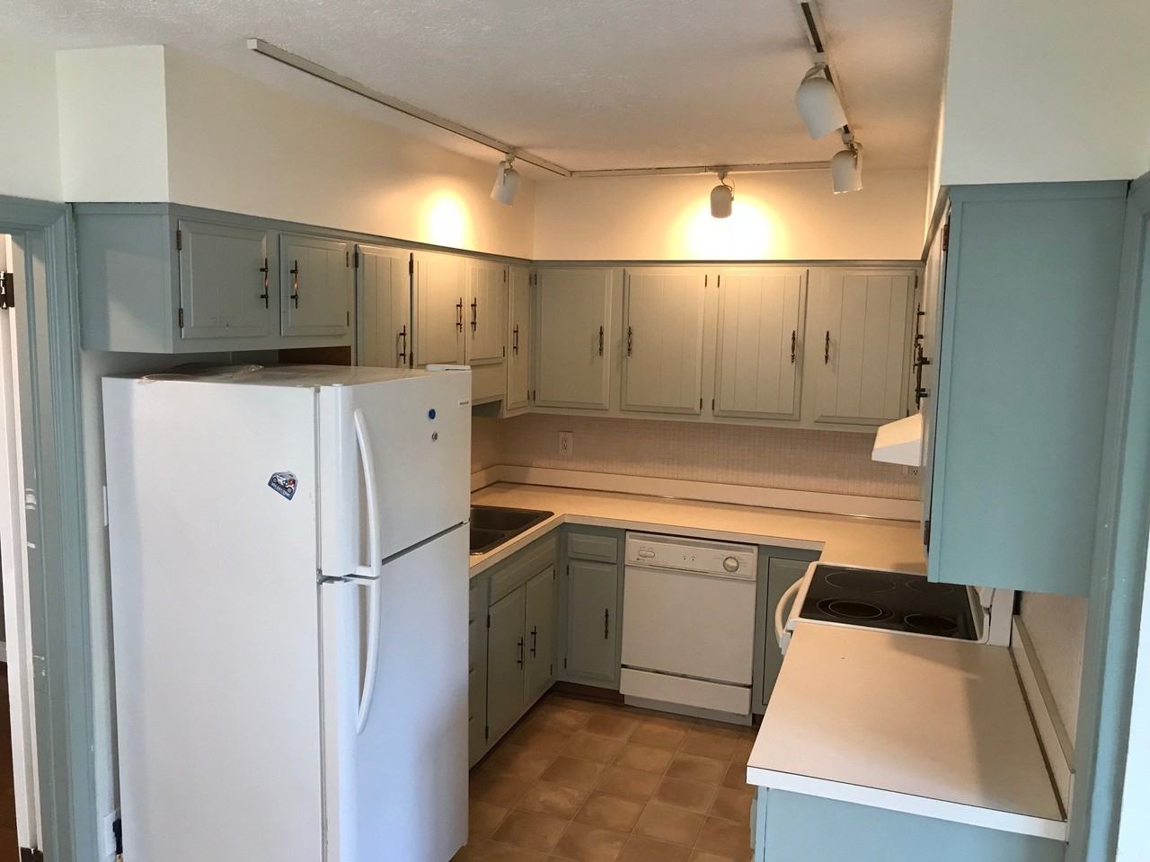 1331 Washington Blvd #1331DOWN - Photo 2 of 12