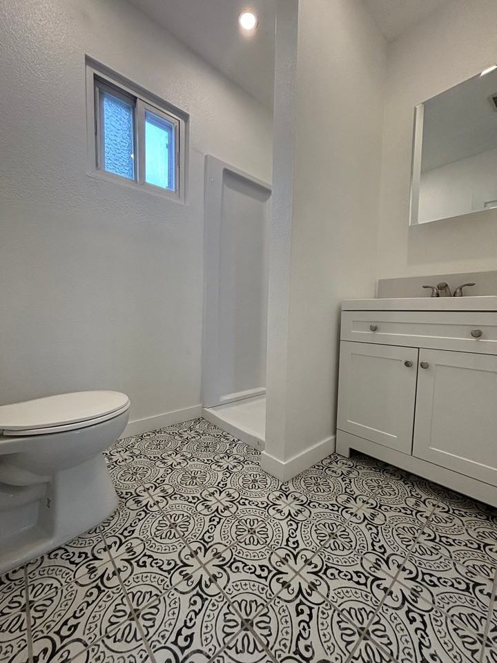 2132 W 84th Pl - Photo 2 of 7