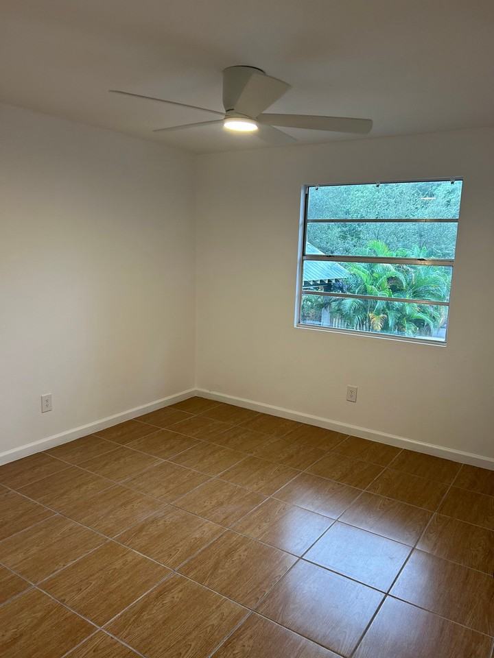 310 E Frances Ave #C - Photo 3 of 3