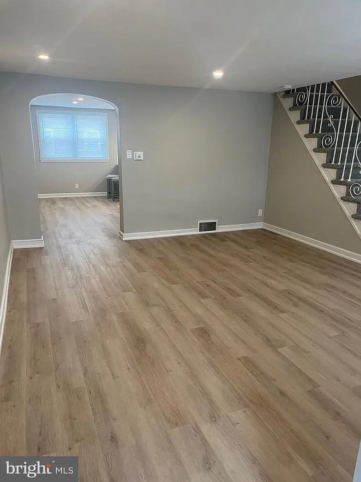 7050 Lynford St - Photo 6 of 20