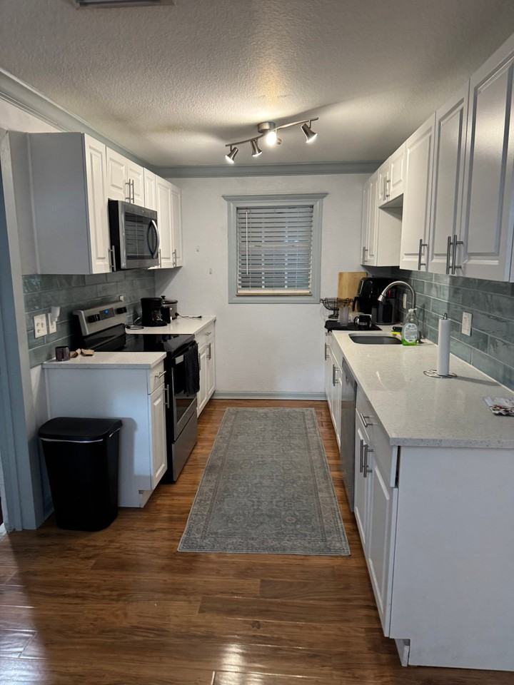6784 Church St - Photo 3 of 9