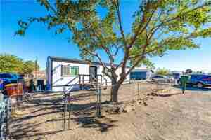 featured image of 4562 N Glen Rd