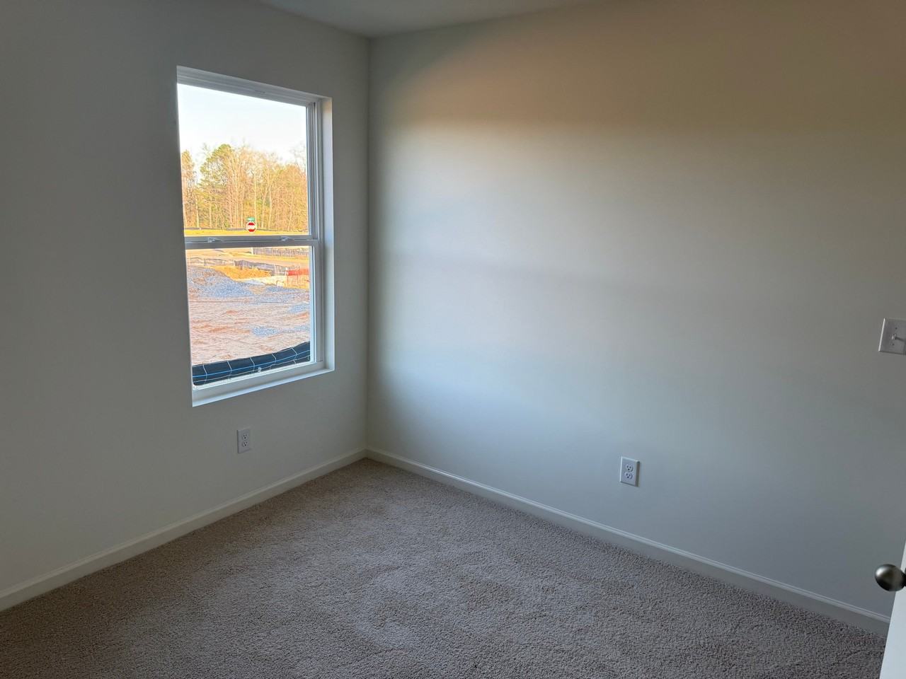 2391 Sky Drive - Photo 4 of 13