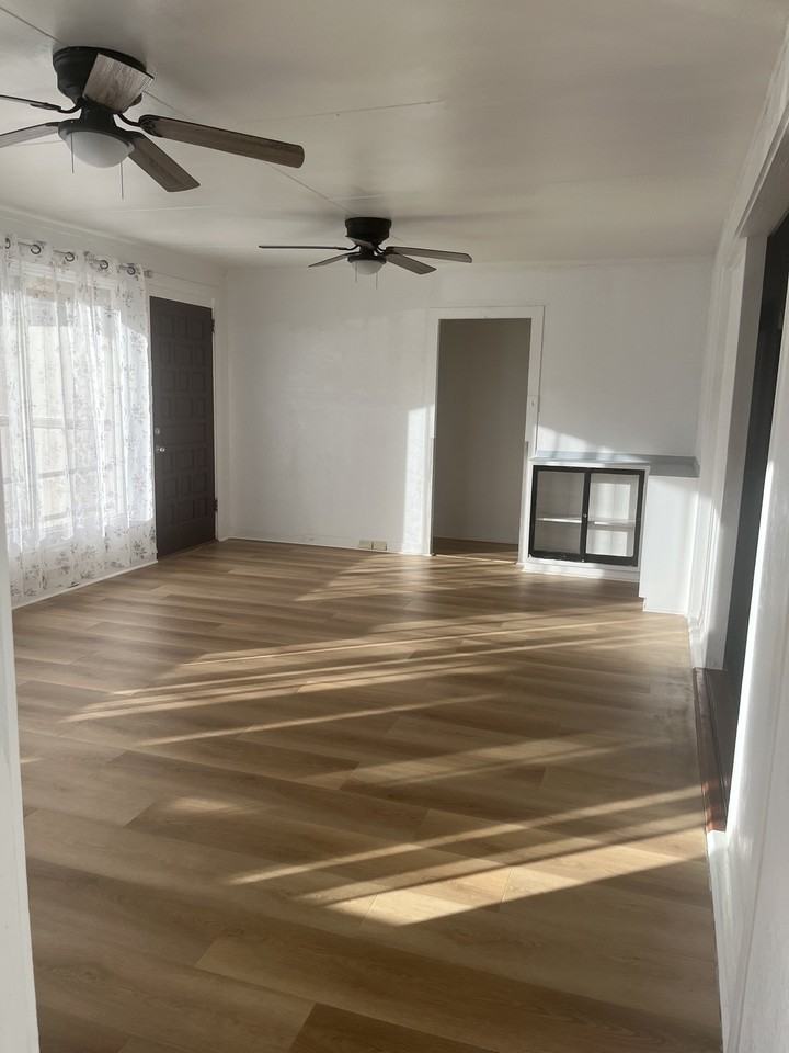 42 Ainaola St - Photo 2 of 8