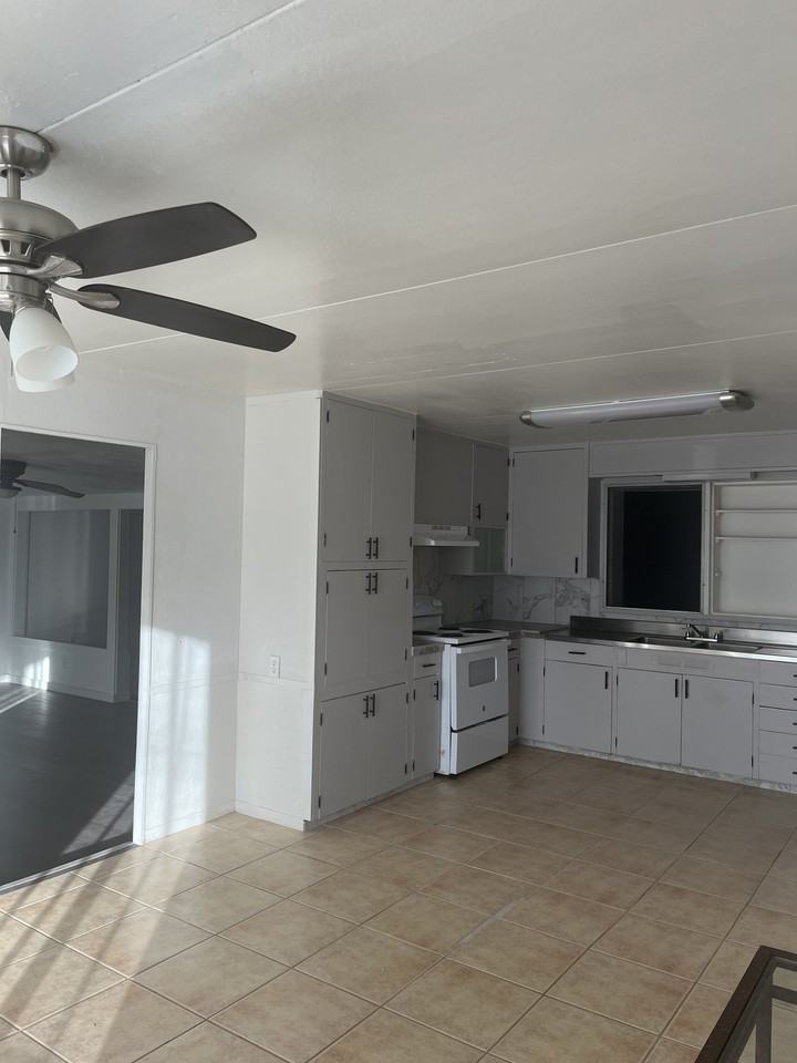 42 Ainaola St - Photo 6 of 8
