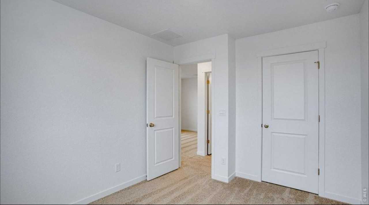 309 Fiord Way - Photo 7 of 13