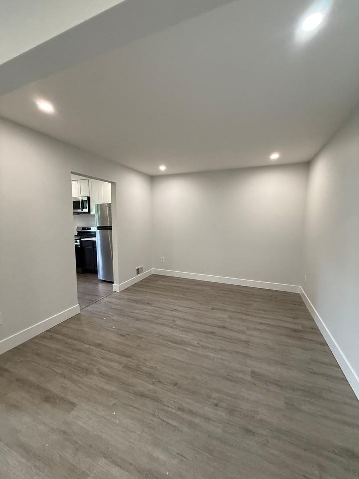 1255 Route - Photo 4 of 12