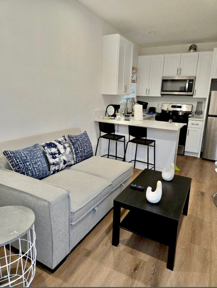1345 E 56th St - Photo 2 of 10