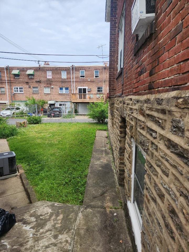 2121 Homer St #FL2 - Photo 2 of 14