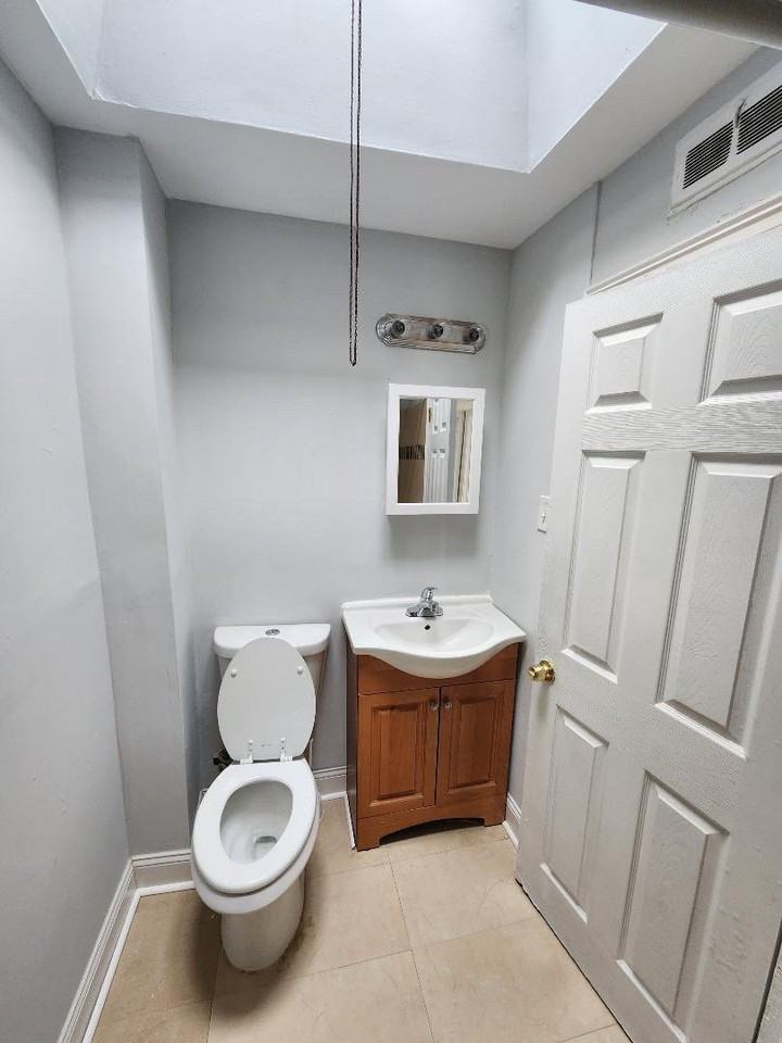 2121 Homer St #FL2 - Photo 3 of 14