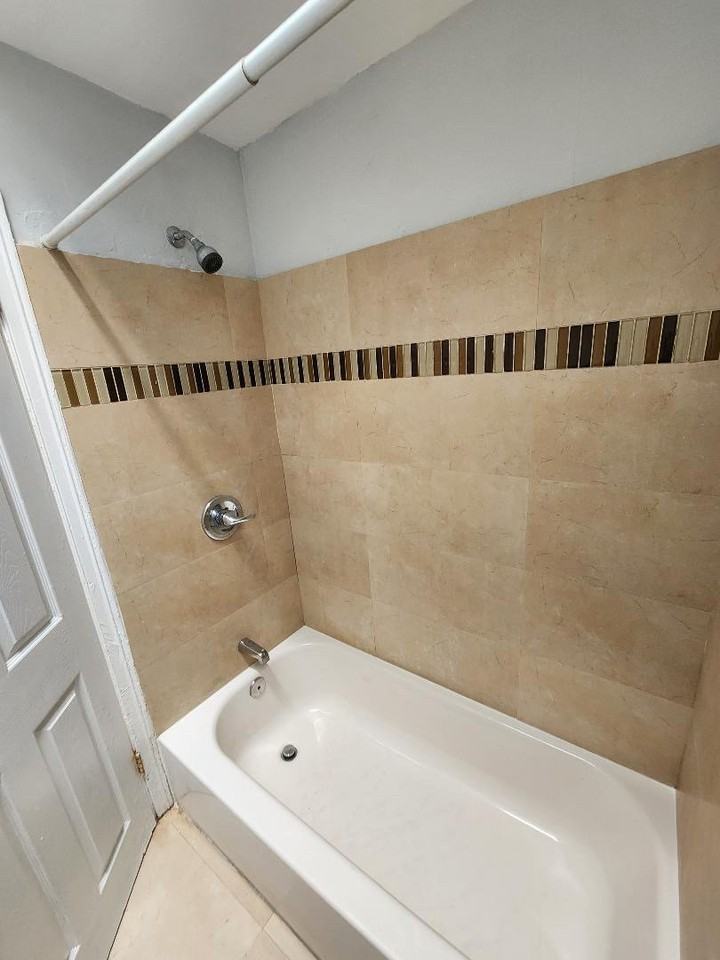 2121 Homer St #FL2 - Photo 4 of 14