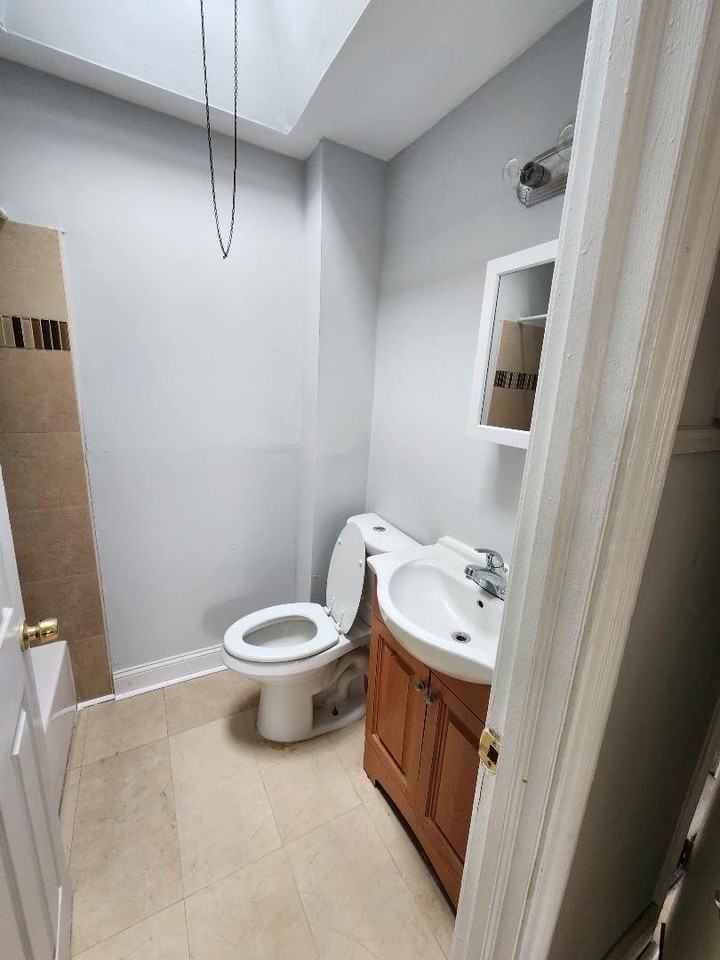 2121 Homer St #FL2 - Photo 5 of 14