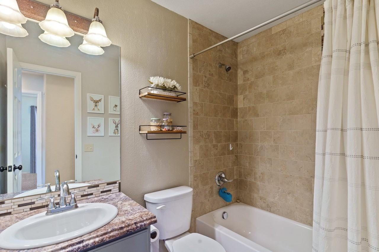 4752 Canyon Wren Ln - Photo 7 of 20