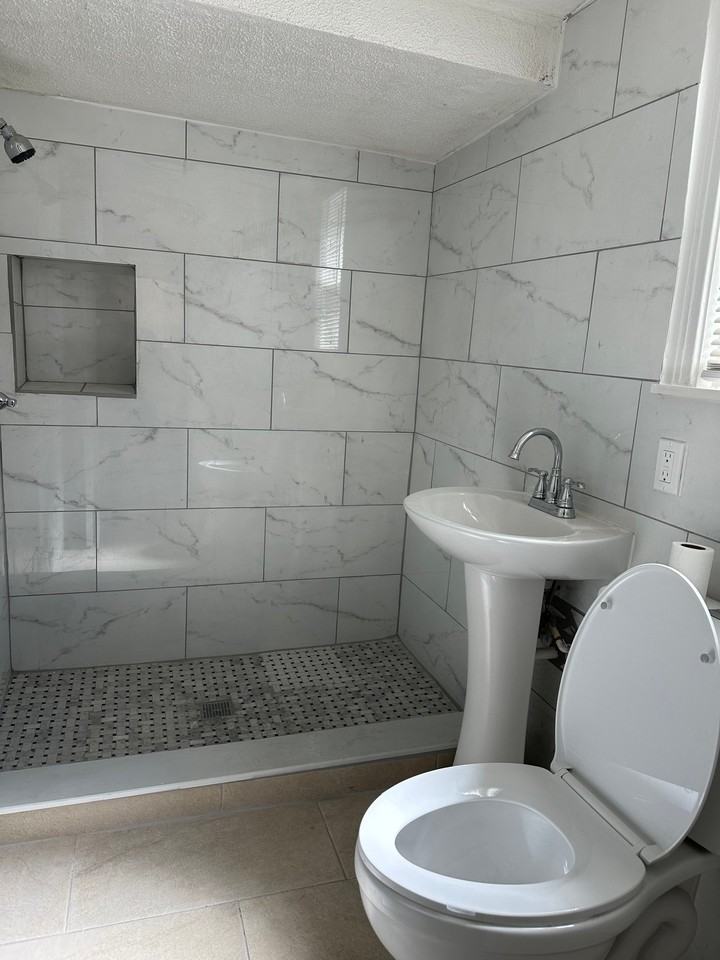 21 S Hollywood Ave #6 - Photo 5 of 10