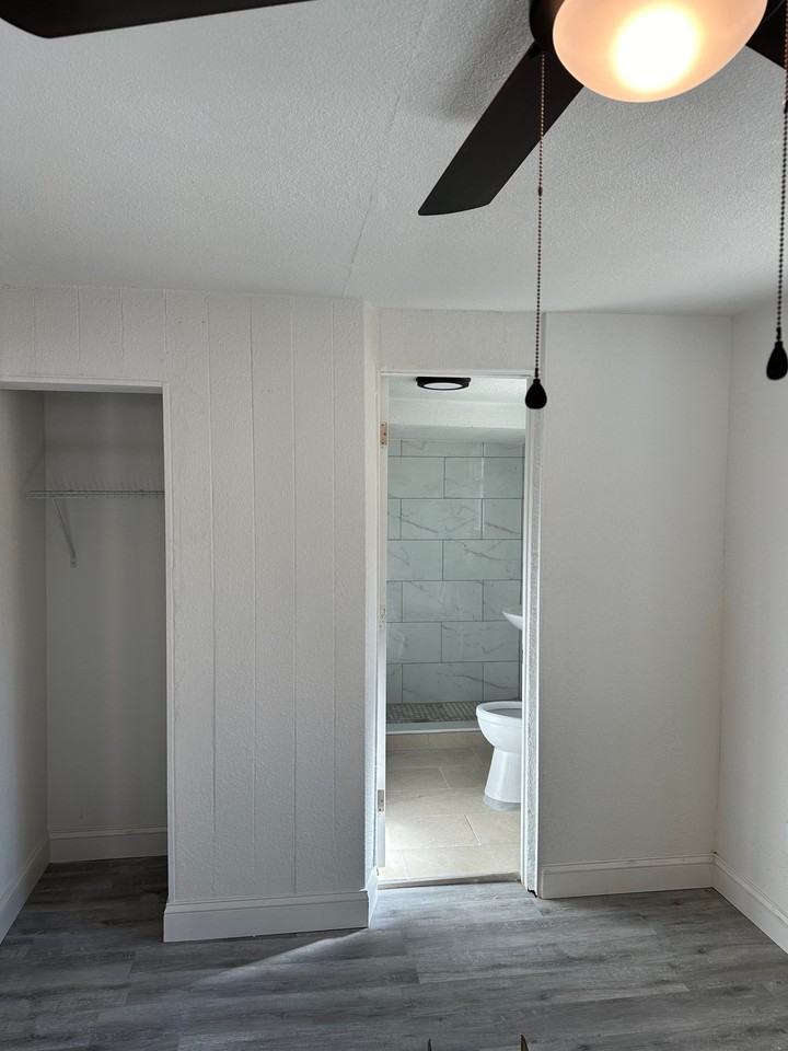 21 S Hollywood Ave #6 - Photo 6 of 10