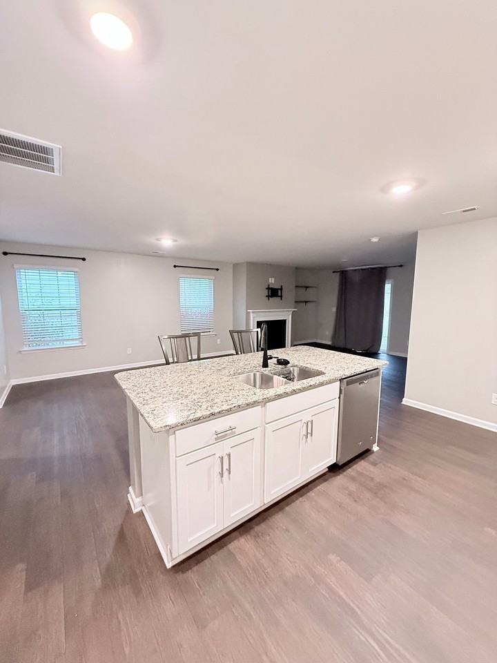 2663 Idared Dr - Photo 5 of 20