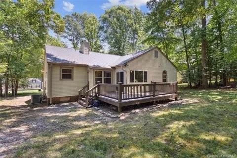 116 Wellington Cir - Photo 3 of 20